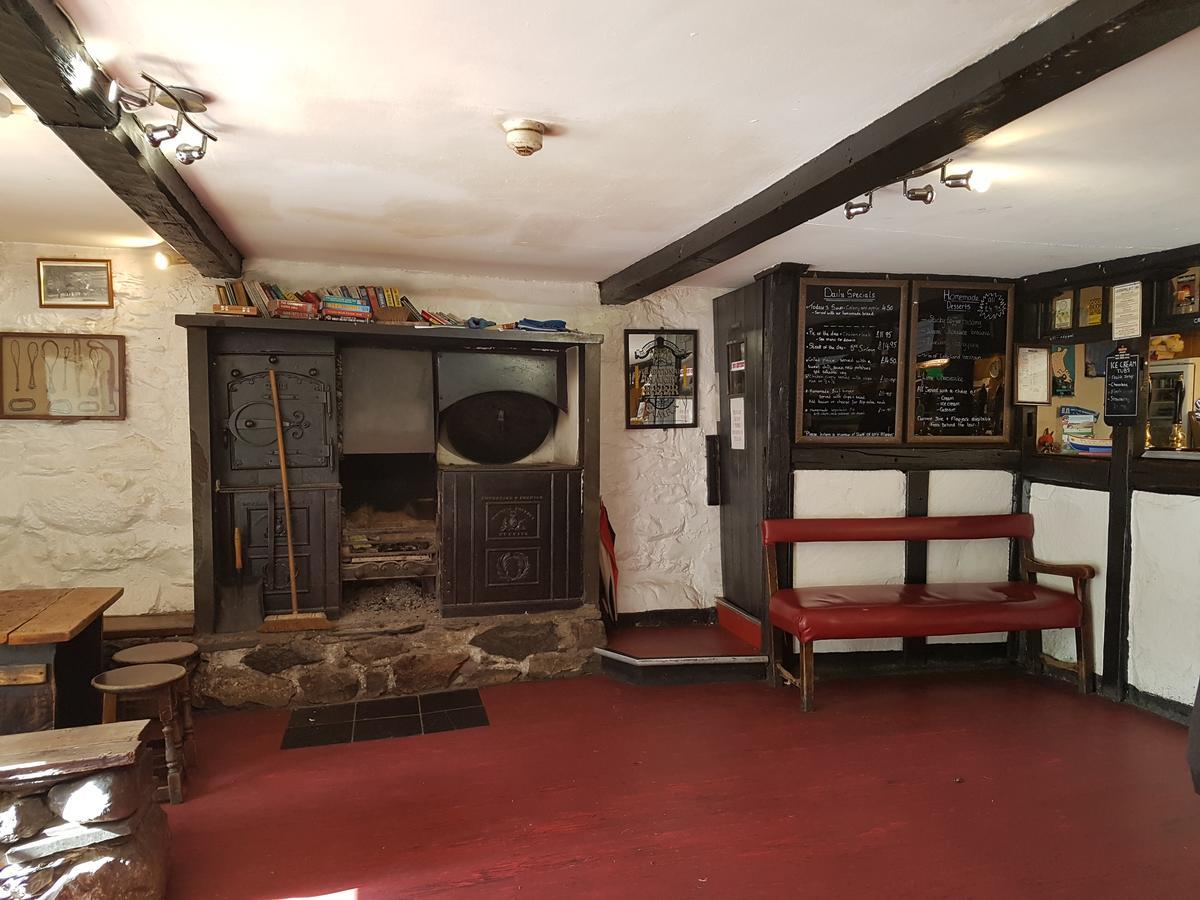 The Old Dungeon Ghyll Hotel Great Langdale Eksteriør billede
